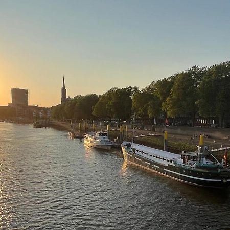 Kuestenmotorschiff Aventura Brémai repülőtér Kültér fotó